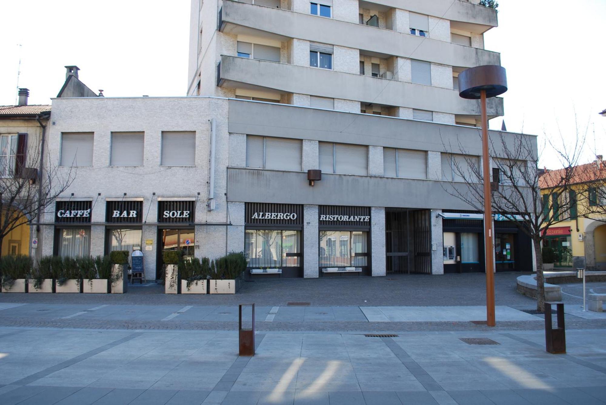 Albergo Sole Mariano Comense Exterior foto