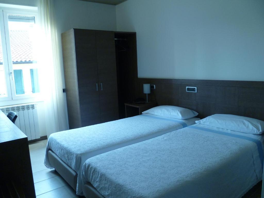 Albergo Sole Mariano Comense Habitación foto