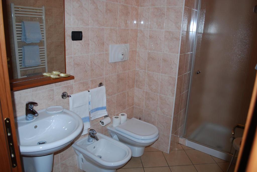 Albergo Sole Mariano Comense Habitación foto